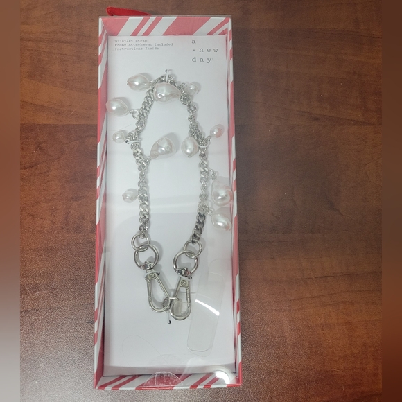 a new day Accessories - A New Day Silver Chain with White Pearls Wristlet Strap Nwt